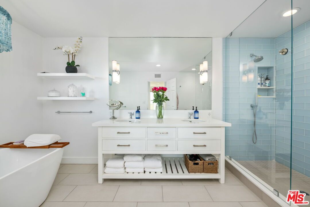 Bathroom, Dual Sink Vanities, Free Standing Baths, Glass Shower, Interior, Recessed Lighting