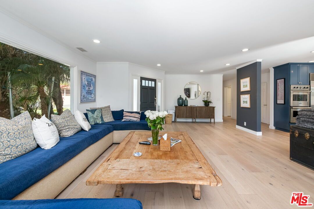 Interior, Kitchen, Living room, Recessed Lighting, Stainless Steel Appliances, Wood Texture Flooring