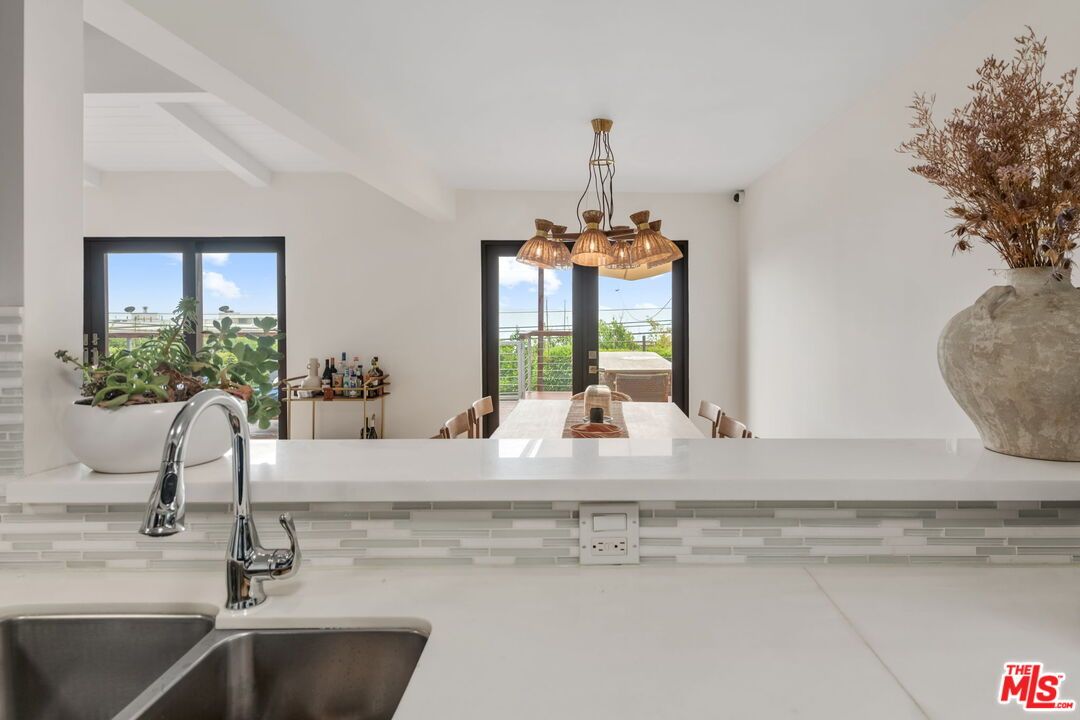 Dining room, Interior, Kitchen, Pendant Lights