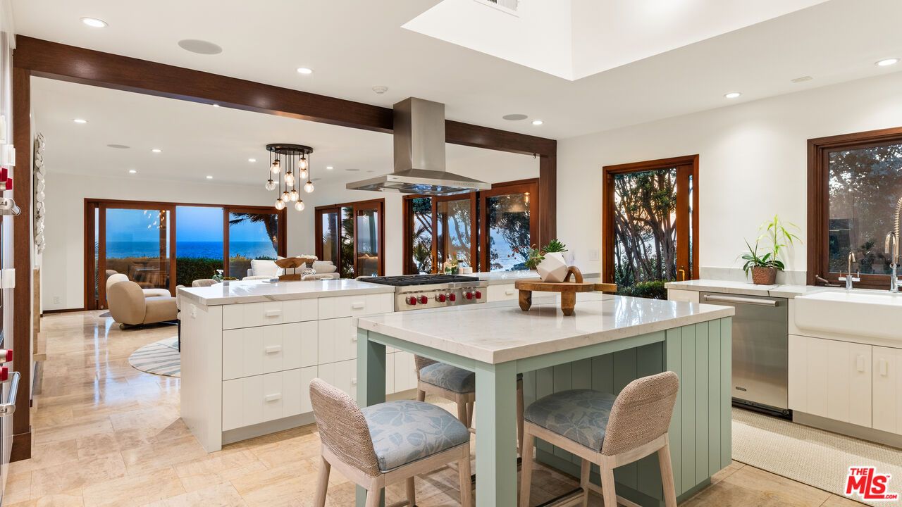 Interior, Kitchen, Pendant Lights, Recessed Lighting, Stainless Steel Appliances, Water