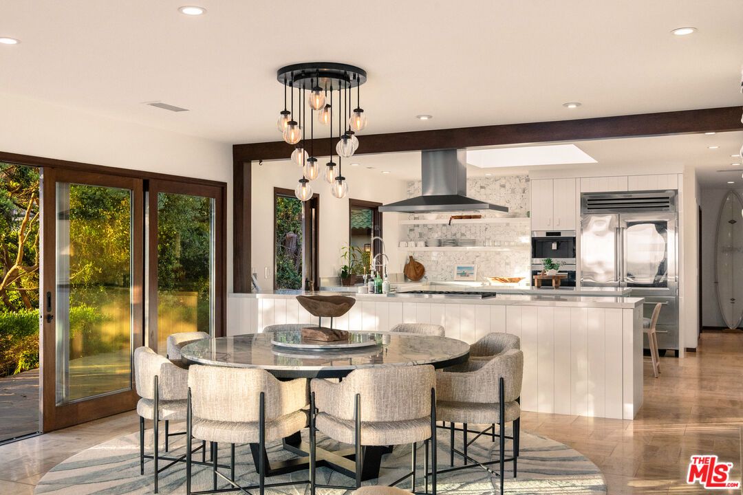 Interior, Kitchen, Pendant Lights, Recessed Lighting, Stainless Steel Appliances
