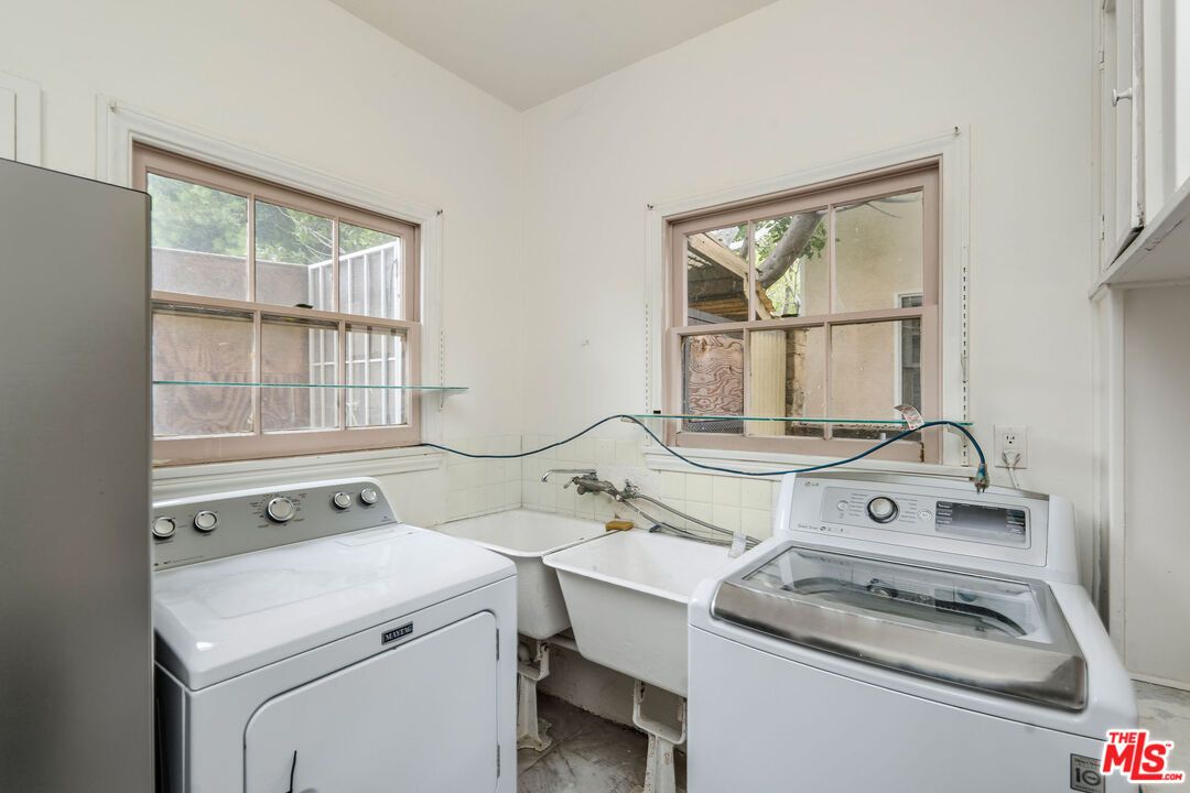 Interior, Utility Closets, Washer