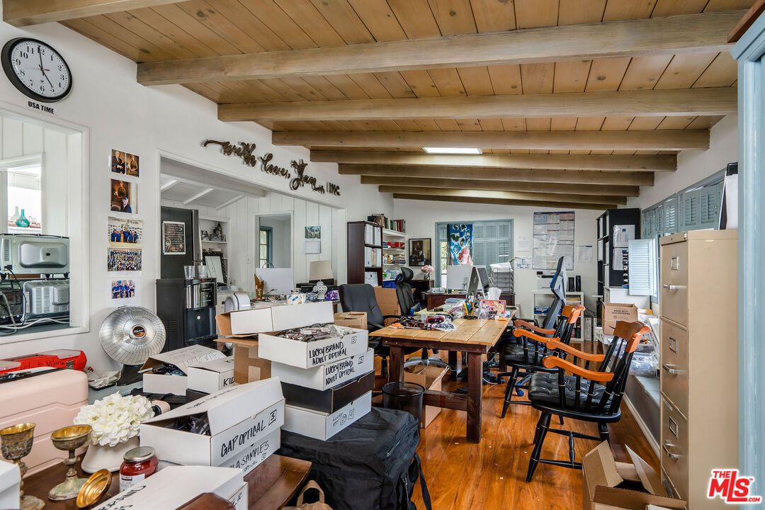 Dining room, Interior, Wooden Beams, Wooden Ceilings, Wood Texture Flooring