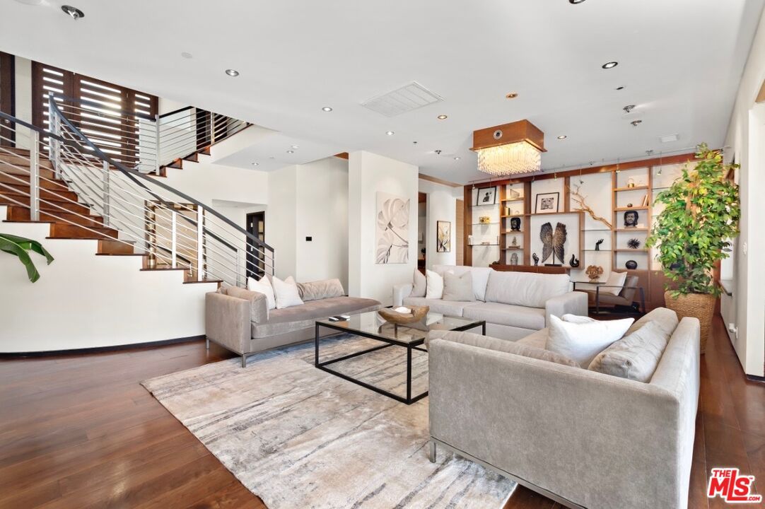 Chandelier, Interior, Living room, Recessed Lighting, Wood Texture Flooring