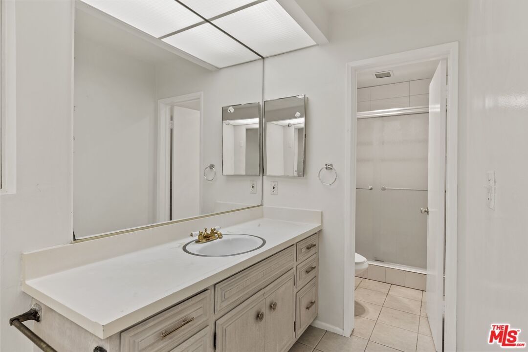 Bathroom, Dual Sink Vanities, Glass Shower, Interior