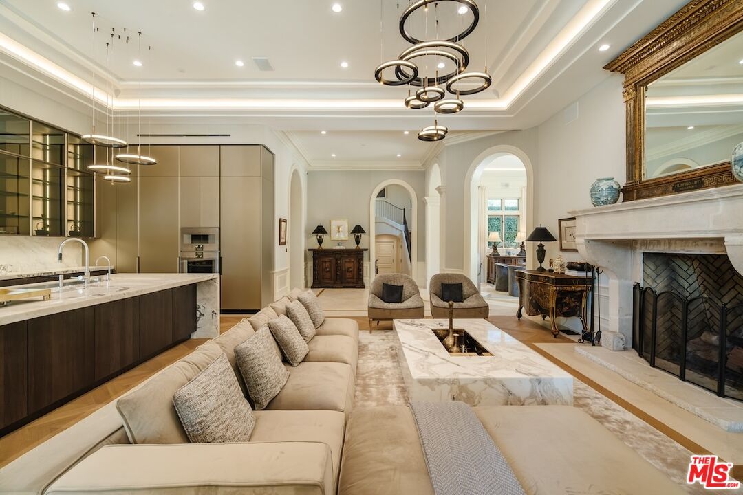 Fireplace, Interior, Kitchen, Living room, Pendant Lights, Recessed Lighting, Wood Texture Flooring