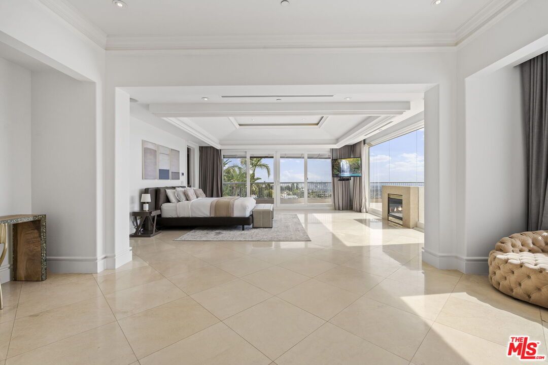Bedroom, Fireplace, Interior, Recessed Lighting