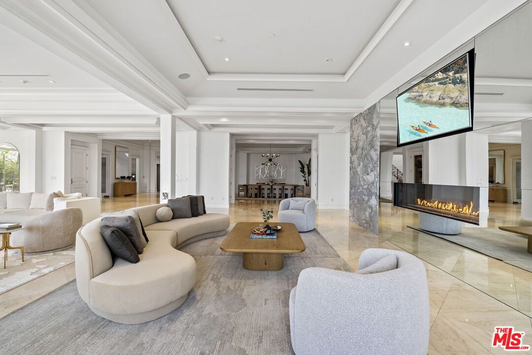 Fireplace, Interior, Living room, Recessed Lighting