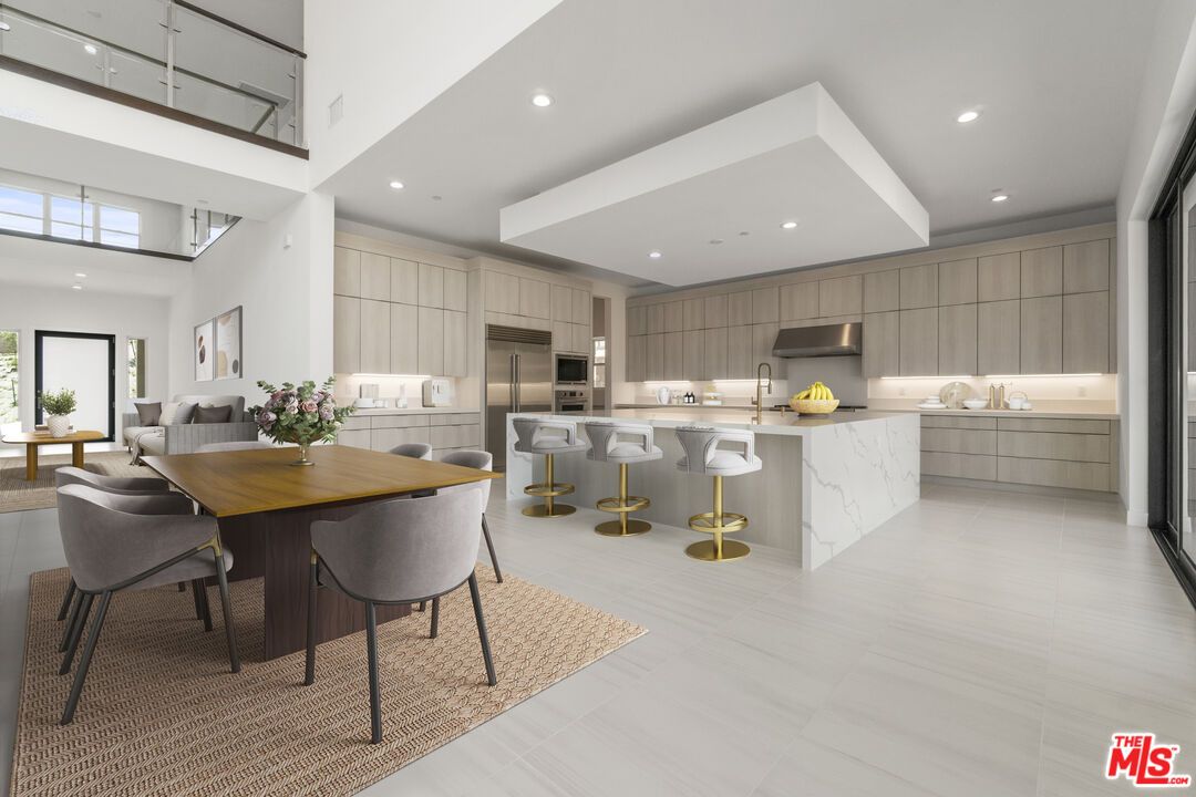 Dining room, Interior, Kitchen, Recessed Lighting, Stainless Steel Appliances