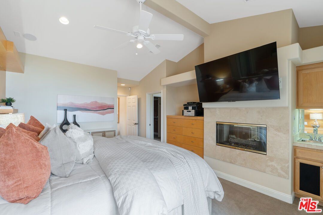 Bedroom, Fireplace, Interior, Recessed Lighting