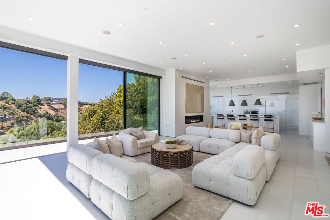 Fireplace, Interior, Kitchen, Living room, Pendant Lights, Recessed Lighting