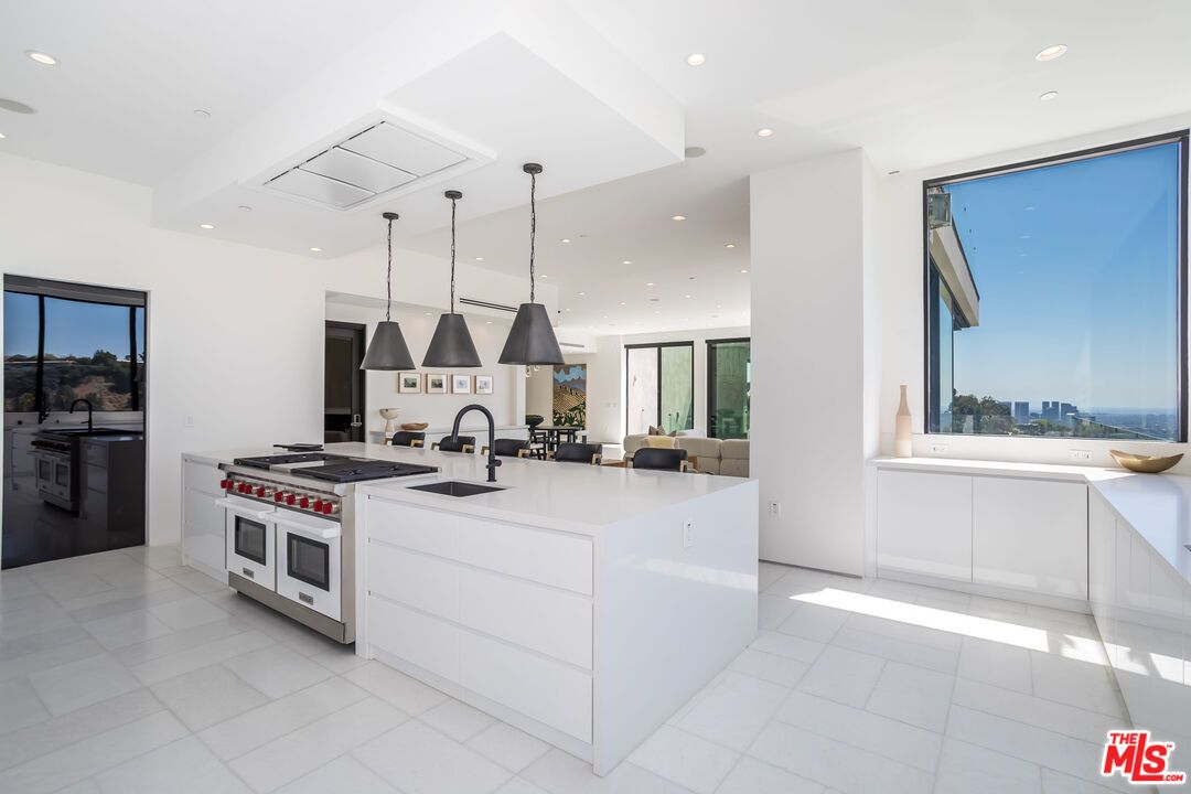 Interior, Kitchen, Pendant Lights, Recessed Lighting, Stainless Steel Appliances, Water