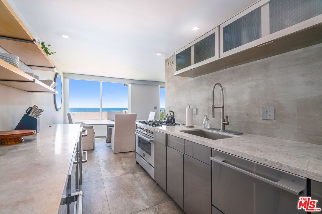 Interior, Kitchen, Recessed Lighting, Stainless Steel Appliances, Water