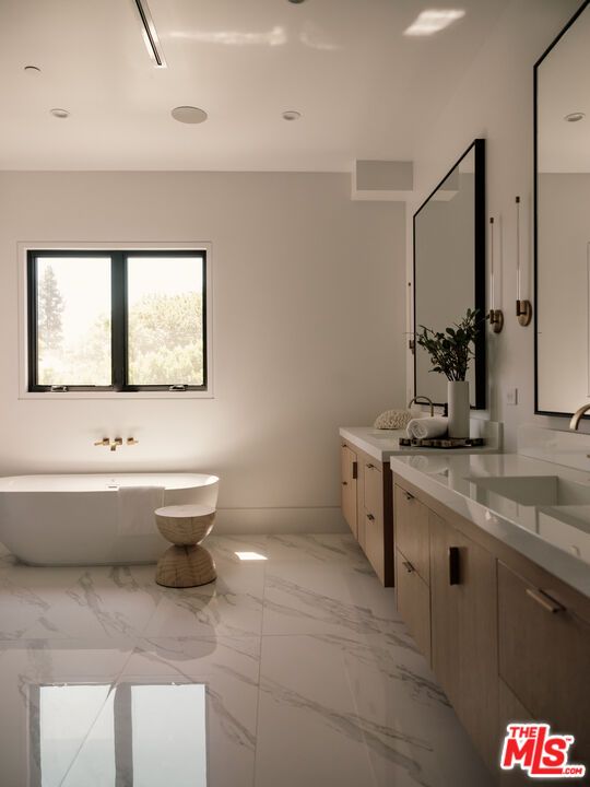 Bathroom, Dual Sink Vanities, Free Standing Baths, Interior, Marble, Recessed Lighting