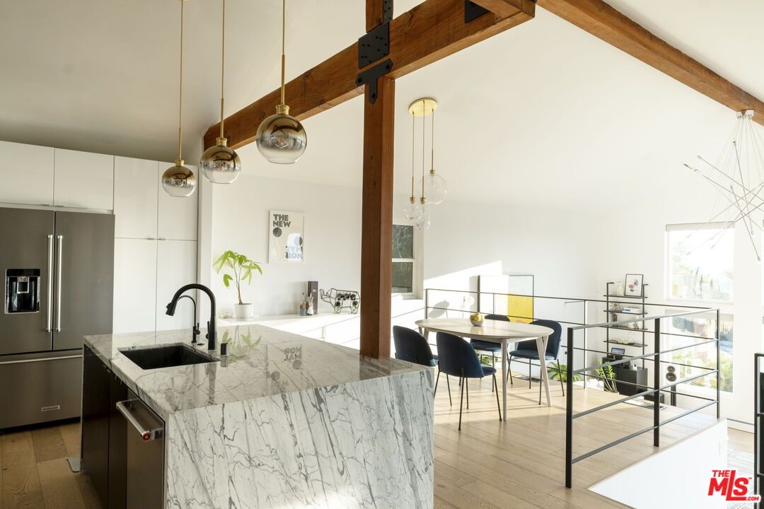Dining room, Interior, Kitchen, Pendant Lights, Wooden Beams, Wood Texture Flooring