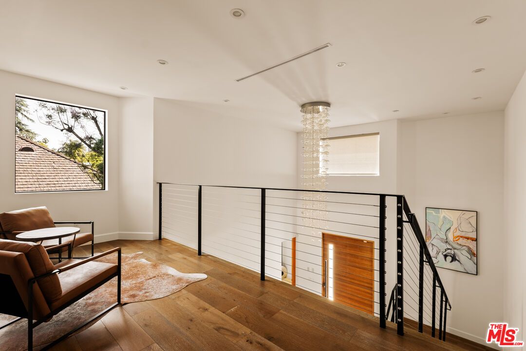 Chandelier, Interior, Recessed Lighting, Wood Texture Flooring