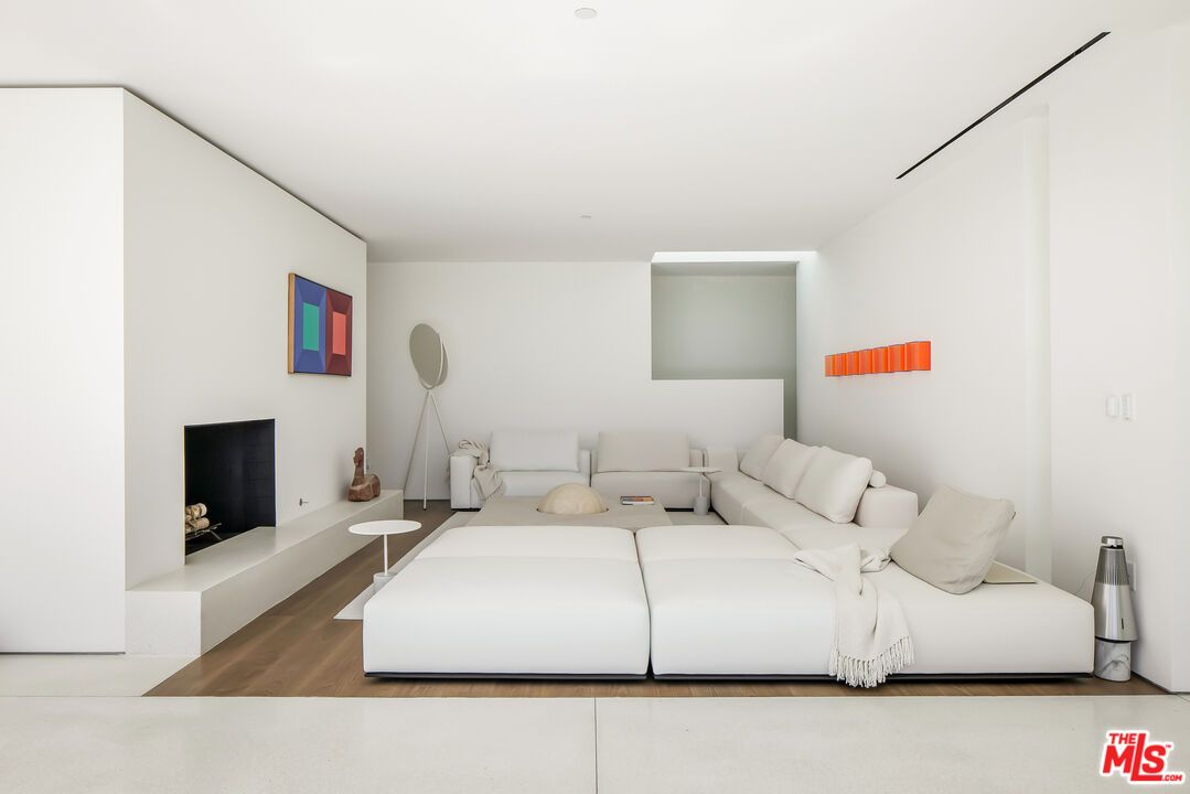 Bedroom, Fireplace, Interior, Wood Texture Flooring