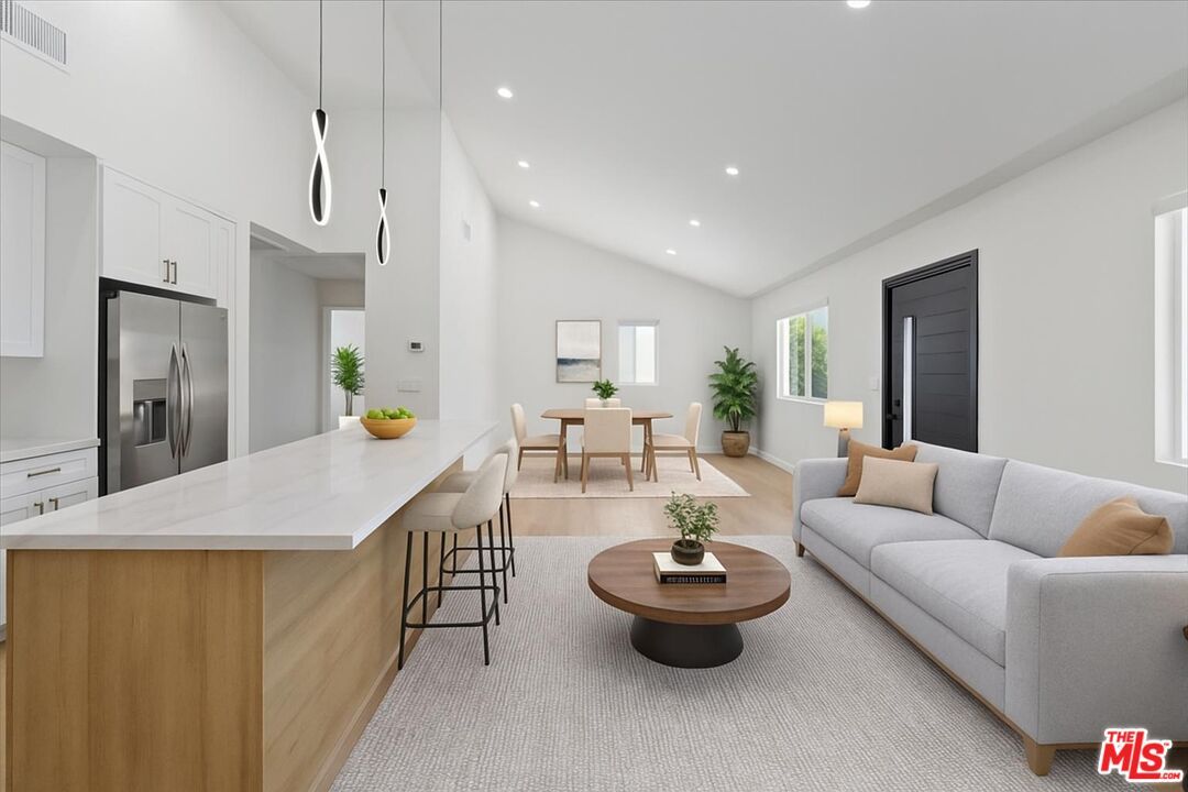 Dining room, Interior, Kitchen, Living room, Pendant Lights, Recessed Lighting, Stainless Steel Appliances, Wood Texture Flooring