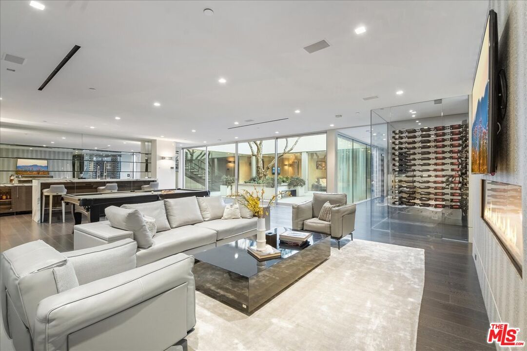 Interior, Kitchen, Living room, Pendant Lights, Recessed Lighting, Stainless Steel Appliances, Wine Storage, Wood Texture Flooring