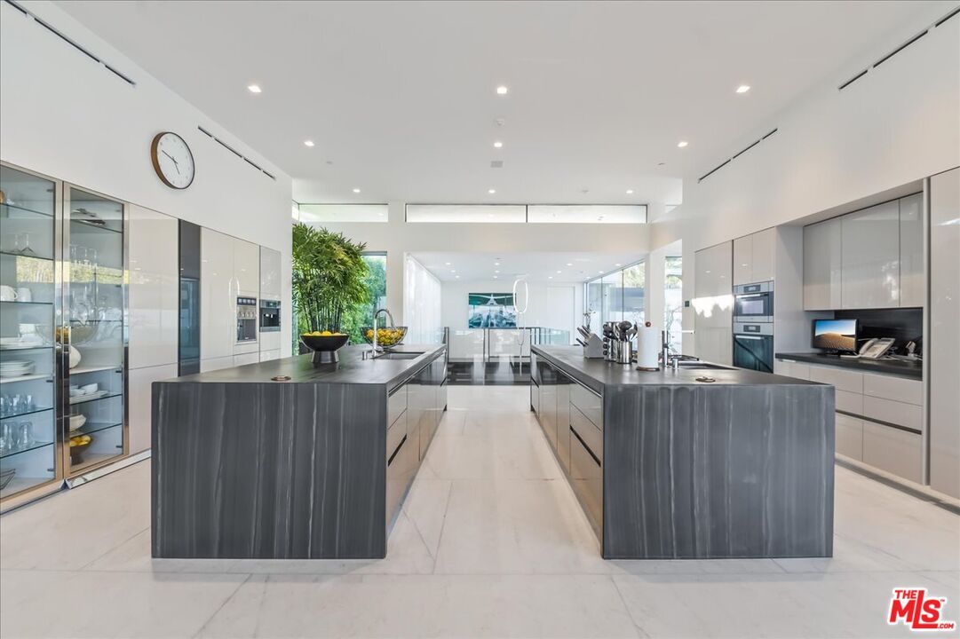 Interior, Kitchen, Marble, Recessed Lighting, Stainless Steel Appliances
