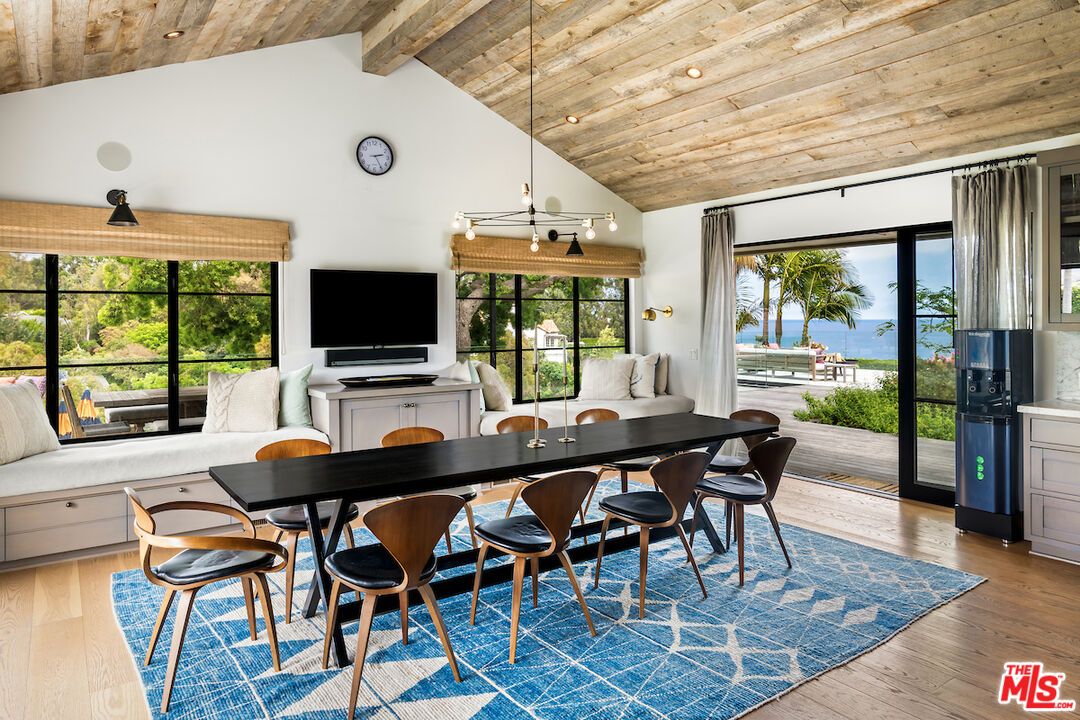 Dining room, Interior, Living room, Pendant Lights, Recessed Lighting, Water, Wooden Beams, Wooden Ceilings, Wood Texture Flooring