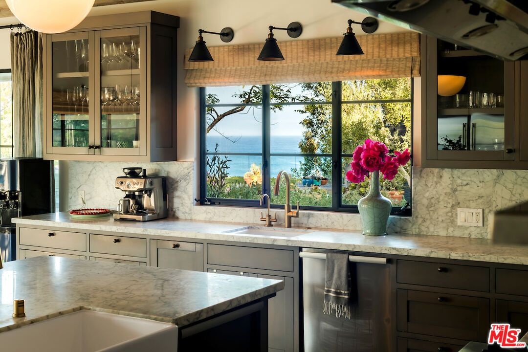 Interior, Kitchen, Marble Walls, Stainless Steel Appliances, Water