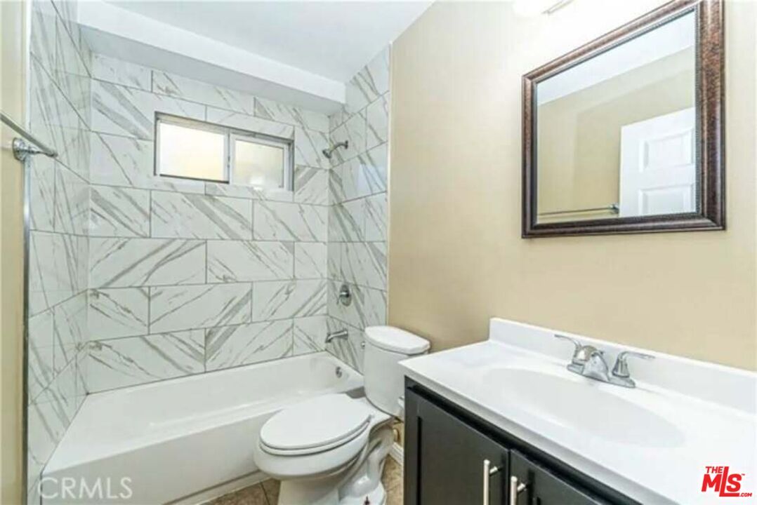 Bathroom, Interior, Marble Walls
