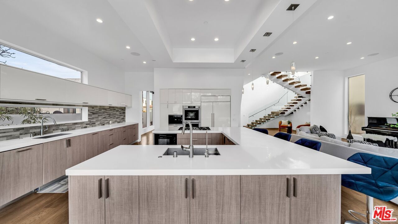 Interior, Kitchen, Piano, Recessed Lighting, Stainless Steel Appliances, Wood Texture Flooring