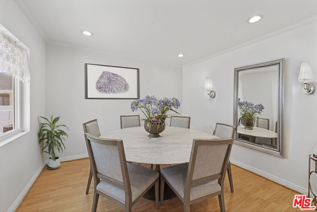 Dining room, Interior, Recessed Lighting, Wood Texture Flooring