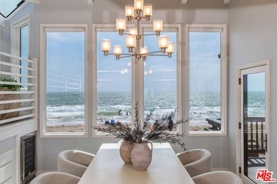 Chandelier, Dining room, Interior, Water