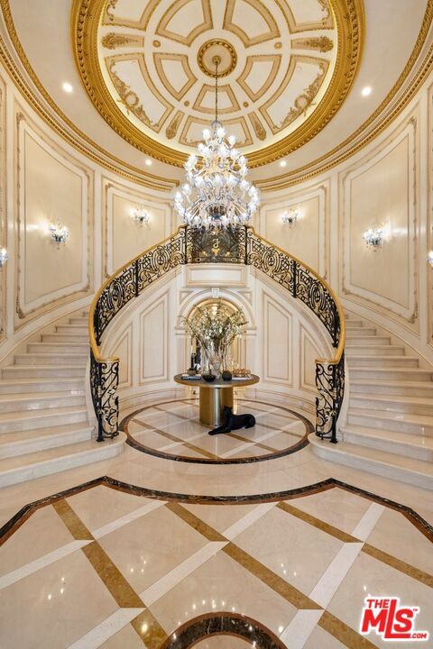 Chandelier, Interior, Recessed Lighting