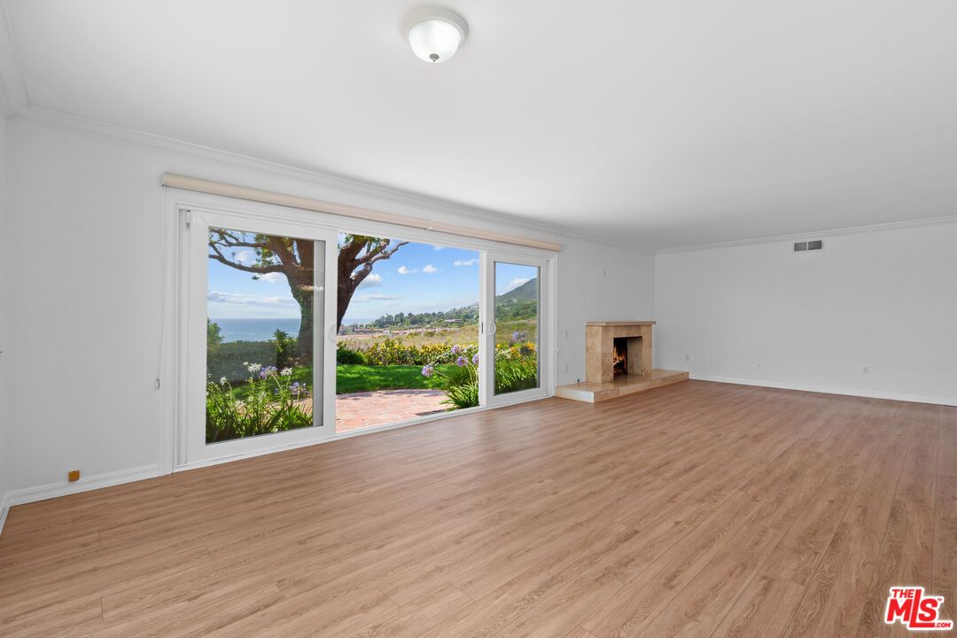 Empty room, Fireplace, Interior, Wood Texture Flooring
