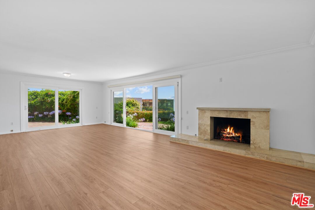 Empty room, Fireplace, Interior, Wood Texture Flooring