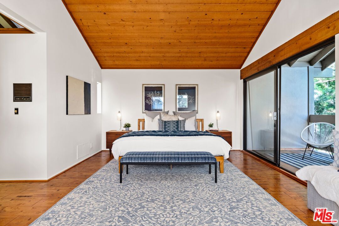 Bedroom, Interior, Wooden Ceilings, Wood Texture Flooring