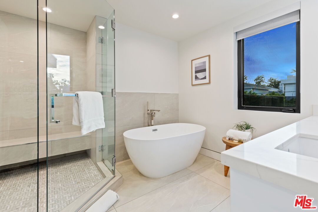 Bathroom, Free Standing Baths, Glass Shower, Interior, Recessed Lighting