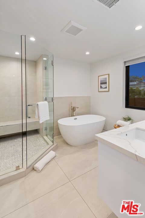 Bathroom, Dual Sink Vanities, Free Standing Baths, Glass Shower, Interior, Recessed Lighting