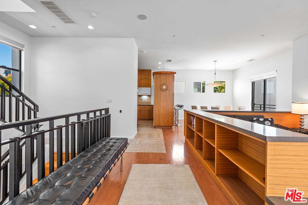 Interior, Pendant Lights, Recessed Lighting, Wood Texture Flooring