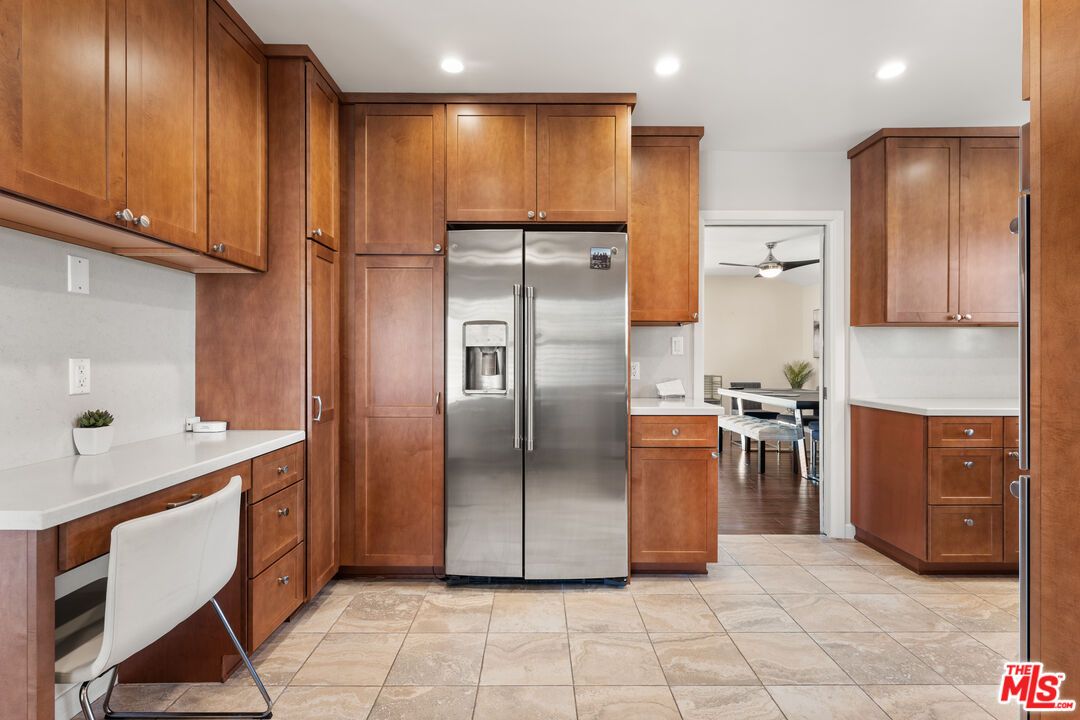 Dining room, Interior, Kitchen, Recessed Lighting, Stainless Steel Appliances, Wood Texture Flooring