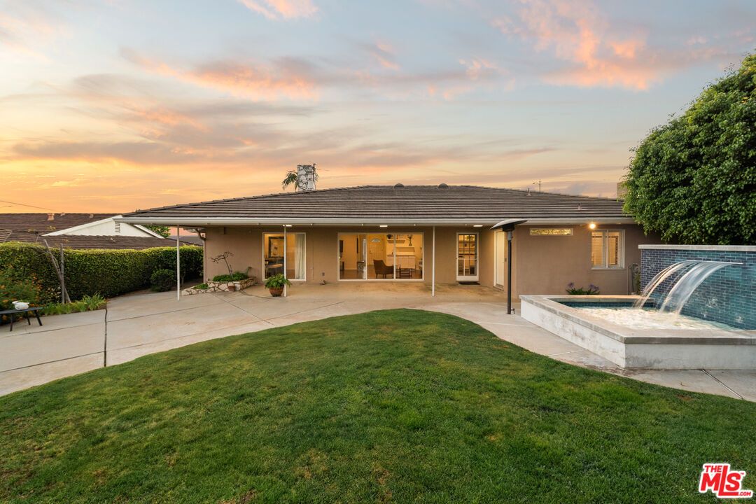 Backyard, Exterior, Pool