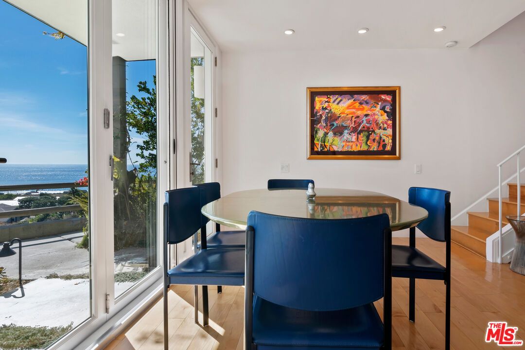 Dining room, Interior, Recessed Lighting, Water, Wood Texture Flooring