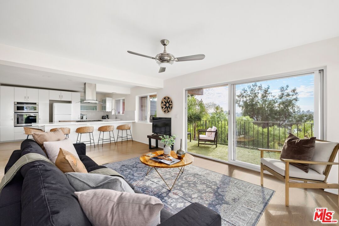 Interior, Kitchen, Living room, Stainless Steel Appliances, Wood Texture Flooring