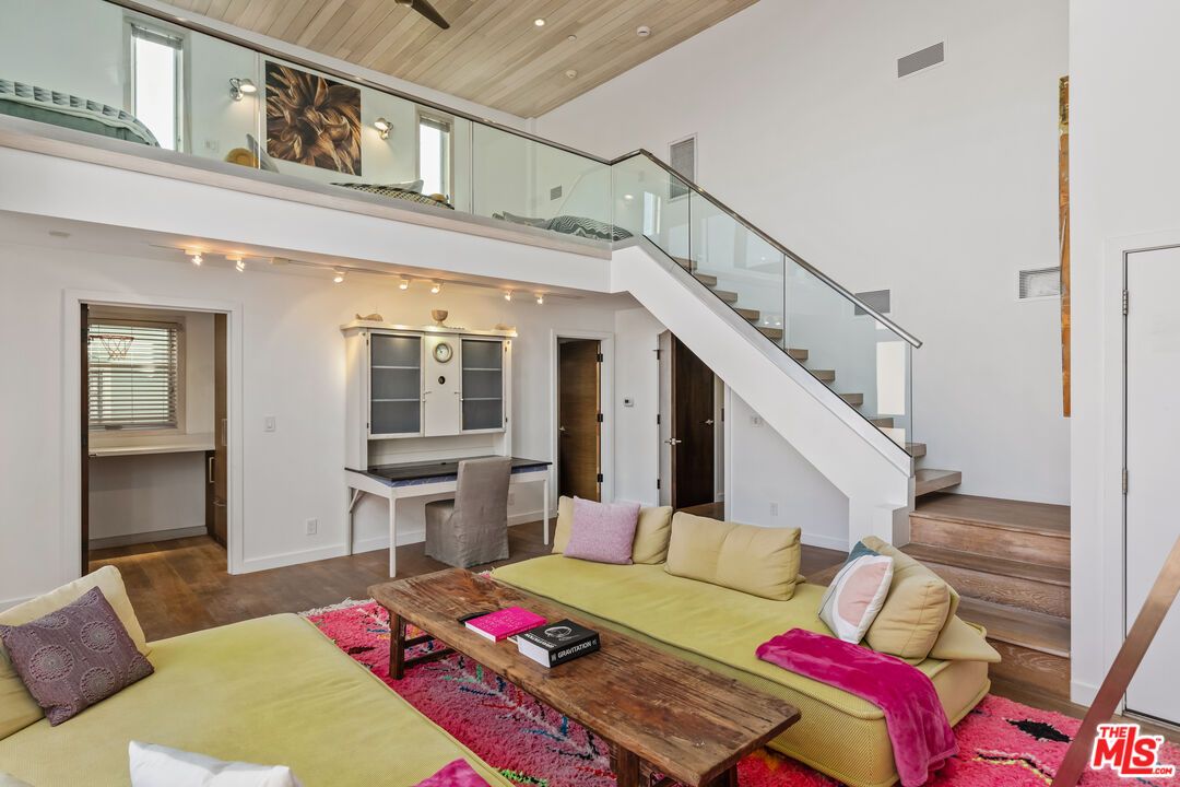 Dining room, Interior, Living room, Recessed Lighting, Wooden Ceilings, Wood Texture Flooring