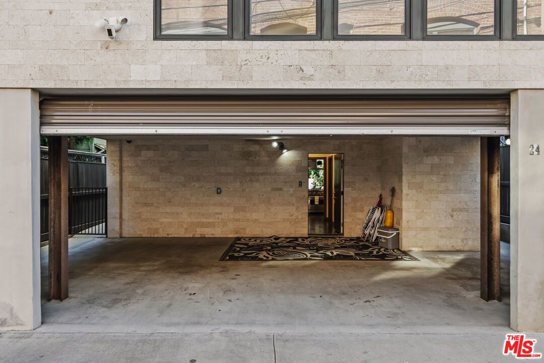 Exterior, Garage, Stone Walls