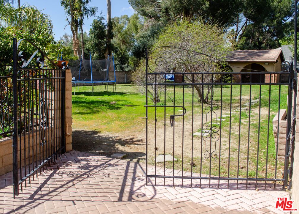 Backyard, Exterior, Playground