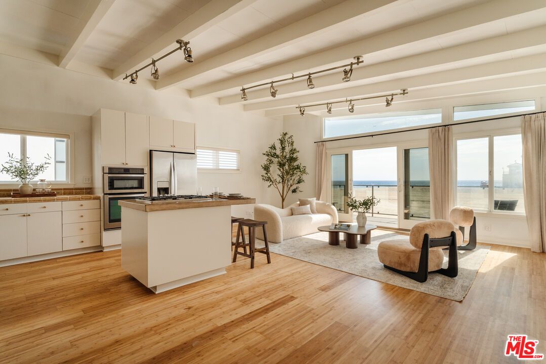 Interior, Kitchen, Living room, Stainless Steel Appliances, Water, Wood Texture Flooring