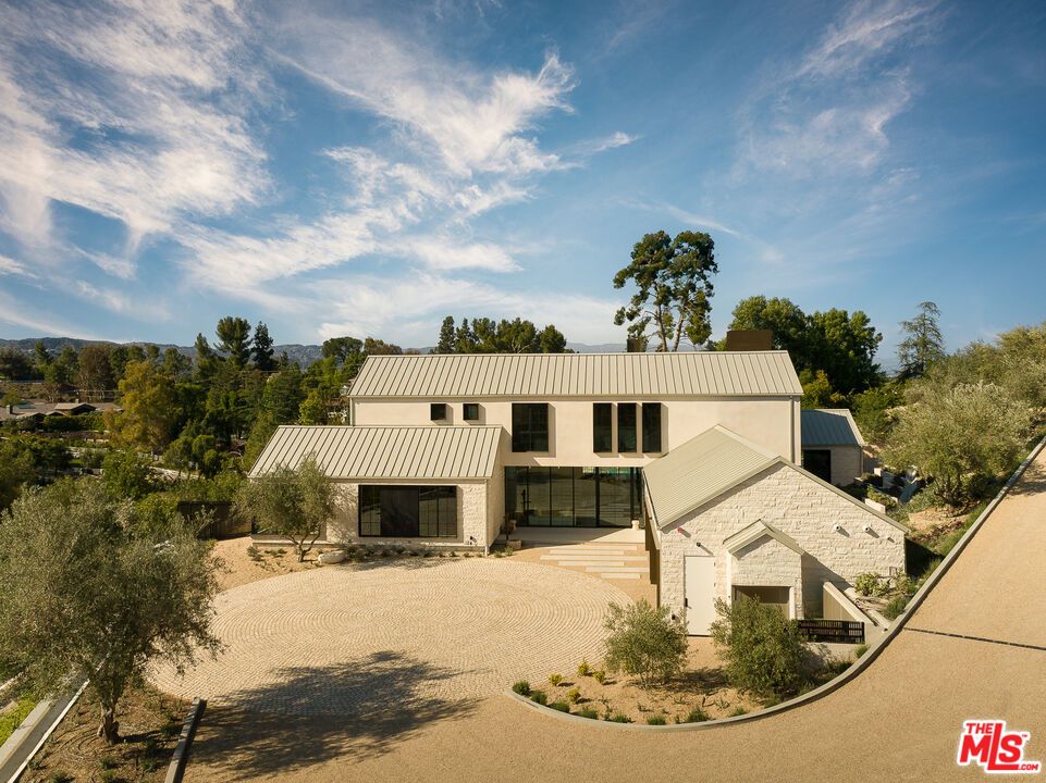 Backyard, Exterior, Facade, Mediterranean