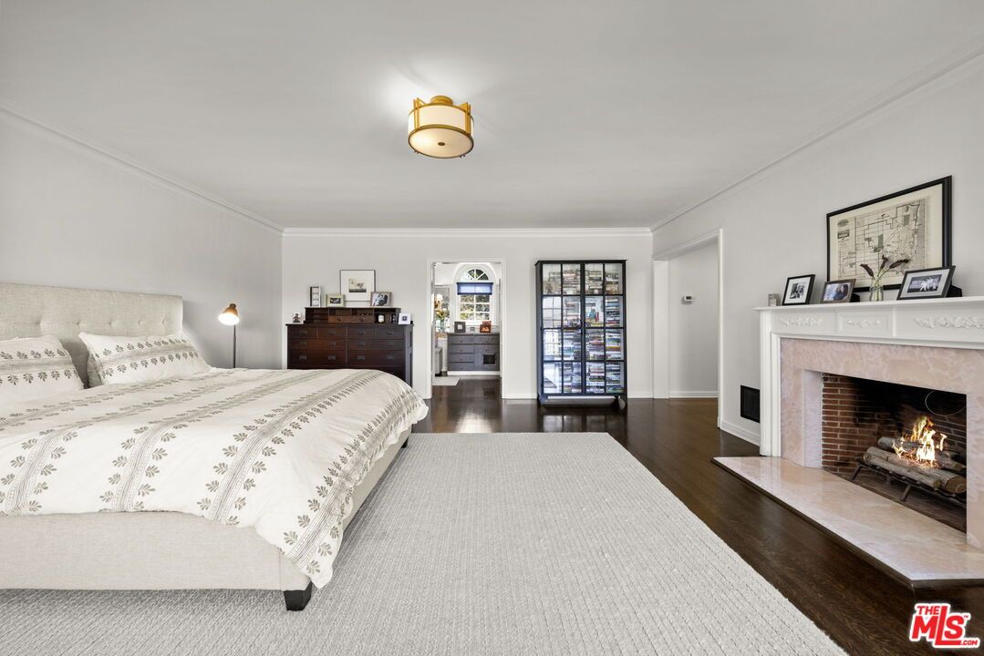 Bedroom, Fireplace, Interior, Wood Texture Flooring
