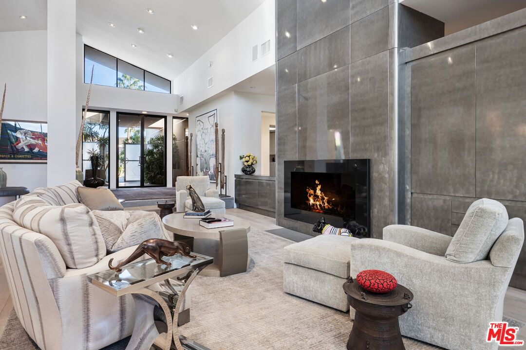 Fireplace, Interior, Living room, Recessed Lighting