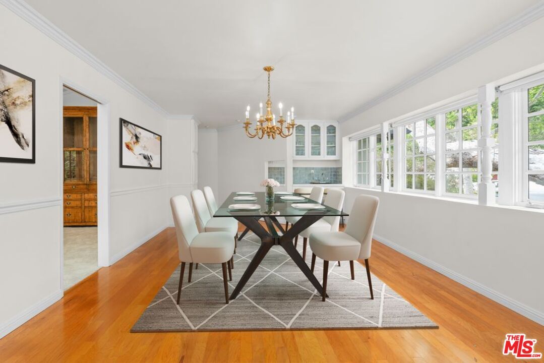 Chandelier, Dining room, Interior, Wood Texture Flooring