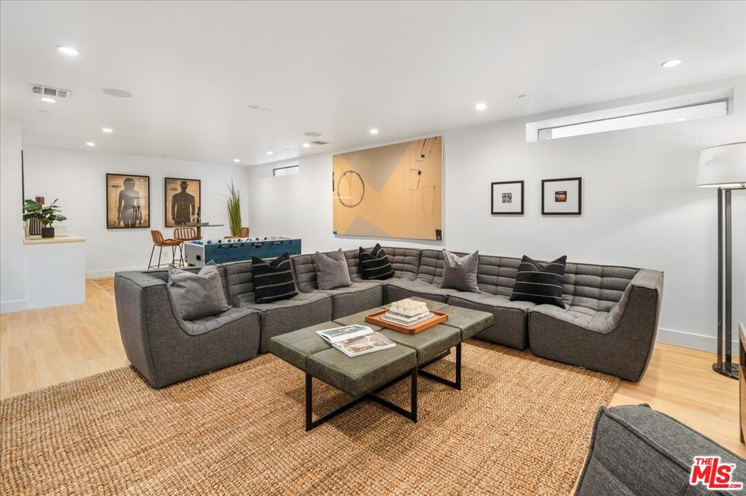 Game Room, Interior, Living room, Recessed Lighting, Wood Texture Flooring
